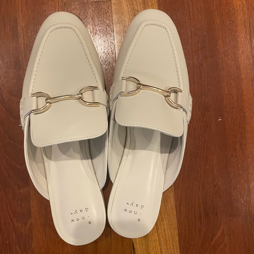 Target a new day Women's Cream Loafers